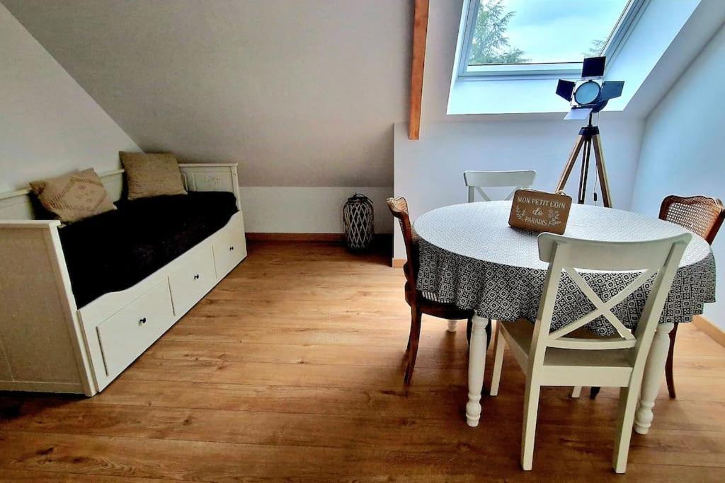 Appartement Charmant Et Spacieux Auxerre Esterno foto